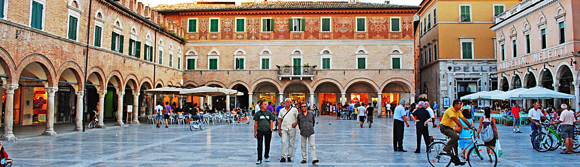 hotel nelle marche sul mare